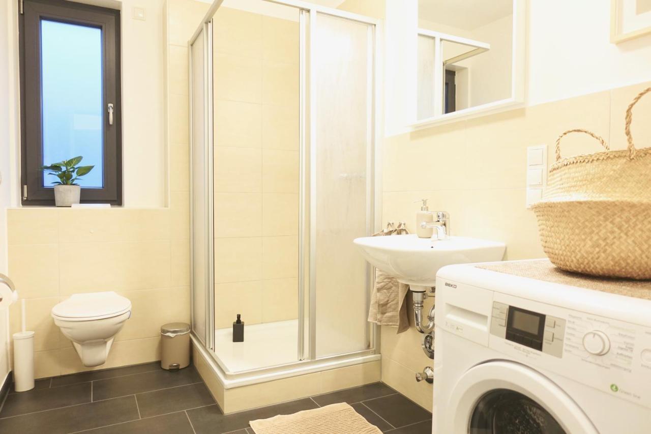 Modernes Apartment, Stadtnah, Stellplatz, Naehe Mosel Кобленц Экстерьер фото